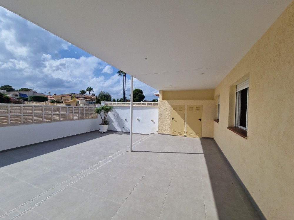 3 Bed, 2 Bath, HouseFor Sale, La Nucia, Alicante
