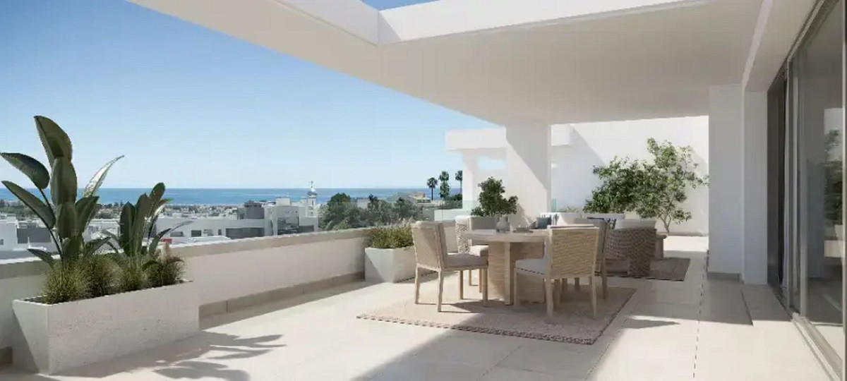 2 Bed, 2 Bath, ApartmentFor Sale, Selwo, Malaga