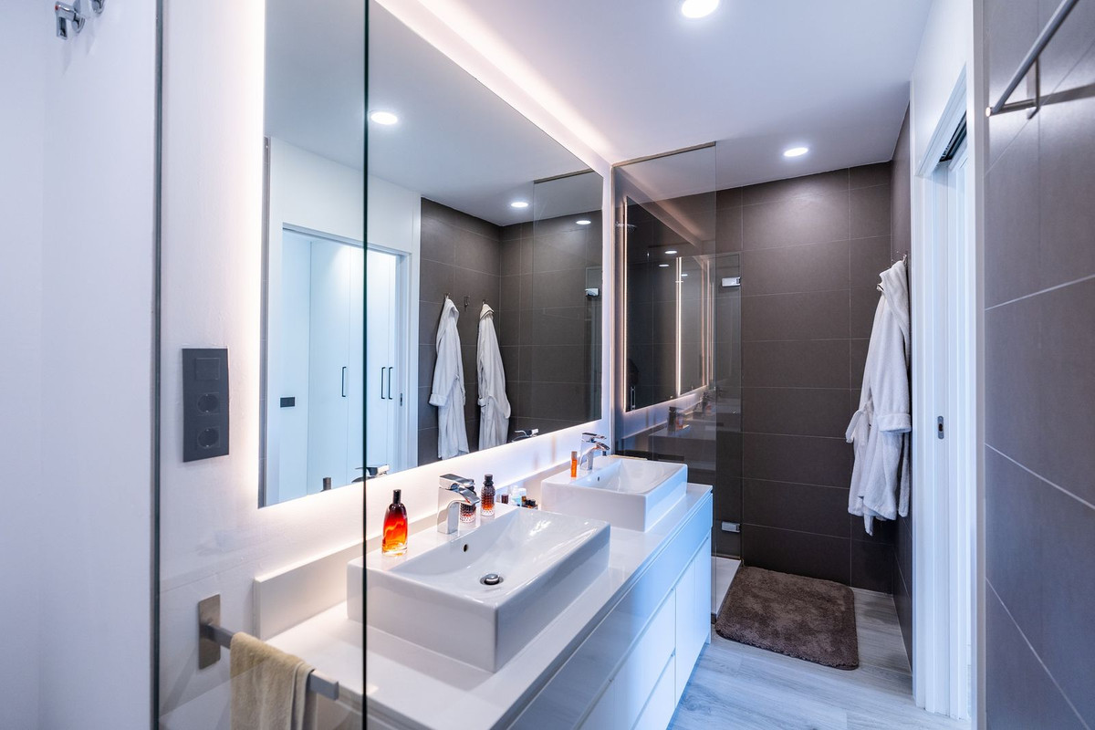 3 Bed, 3 Bath, HouseFor Sale, Cancelada, Malaga