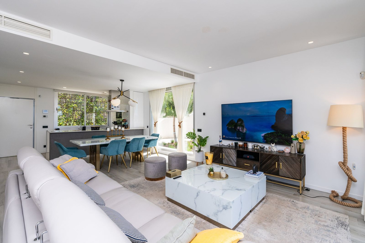 3 Bed, 3 Bath, HouseFor Sale, Cancelada, Malaga