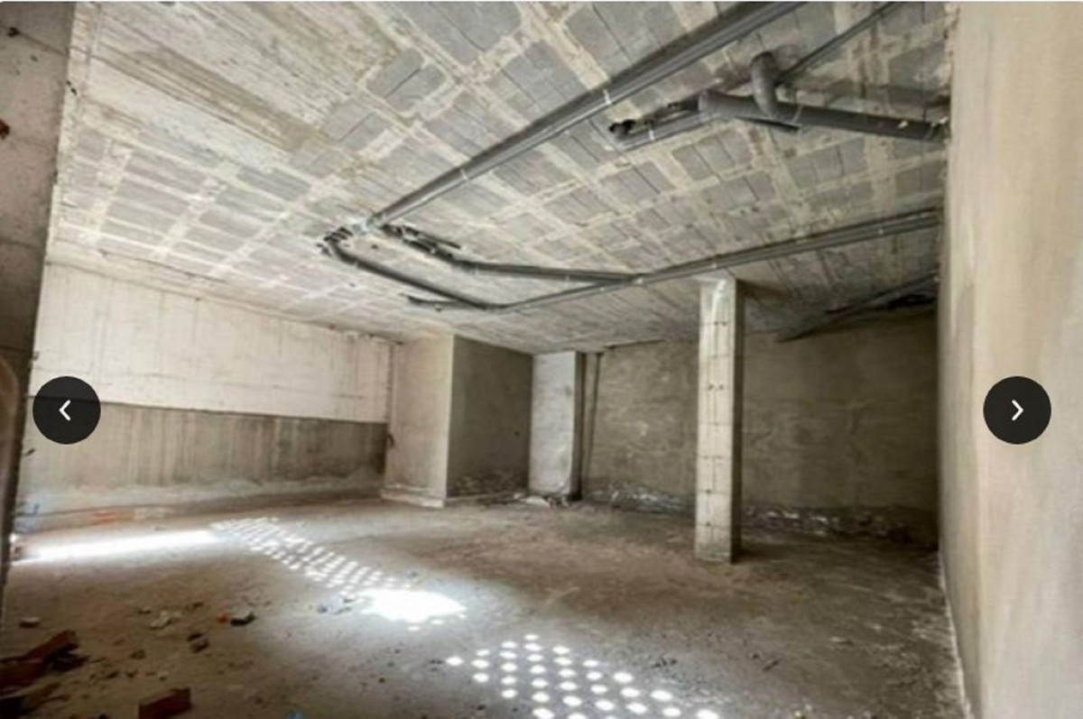 Commercial Property, For Sale