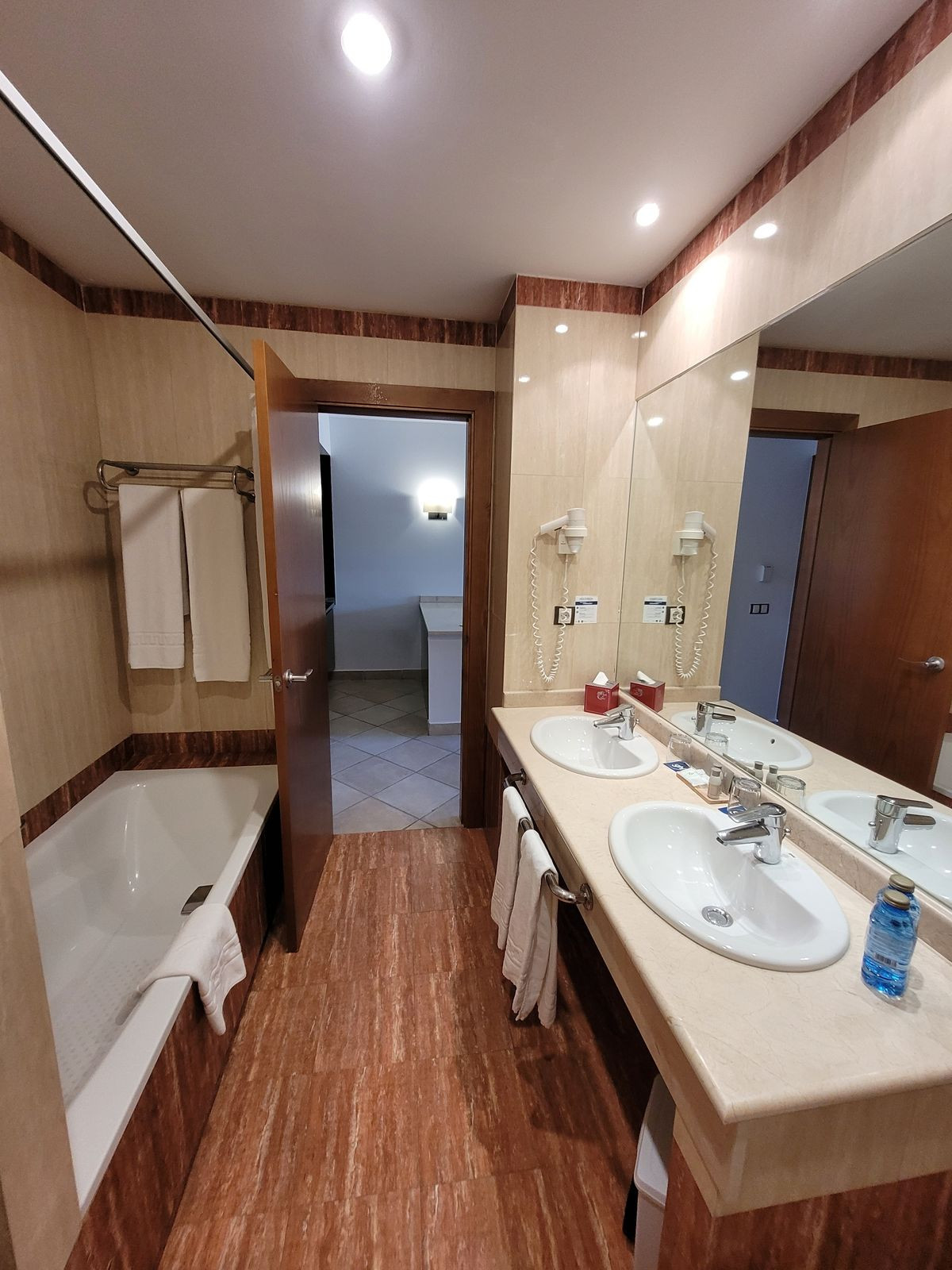 1 Bed, 1 Bath, ApartmentFor Sale, Bel Air, Malaga