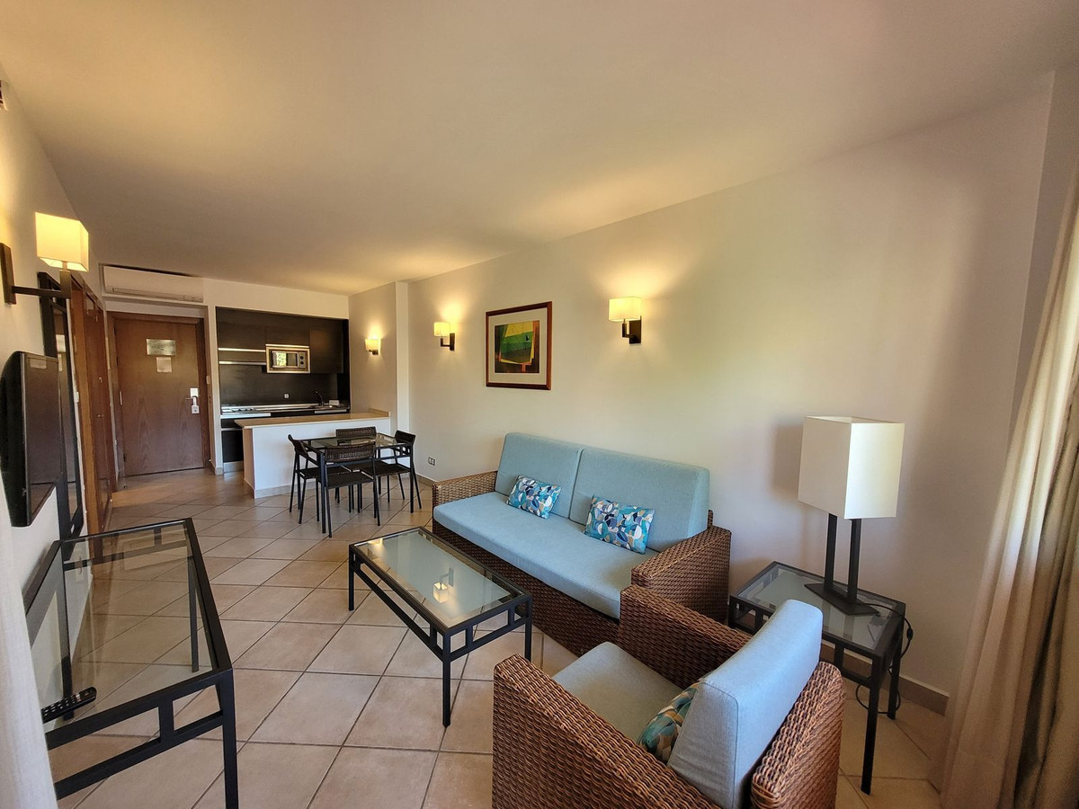 1 Bed, 1 Bath, ApartmentFor Sale, Bel Air, Malaga