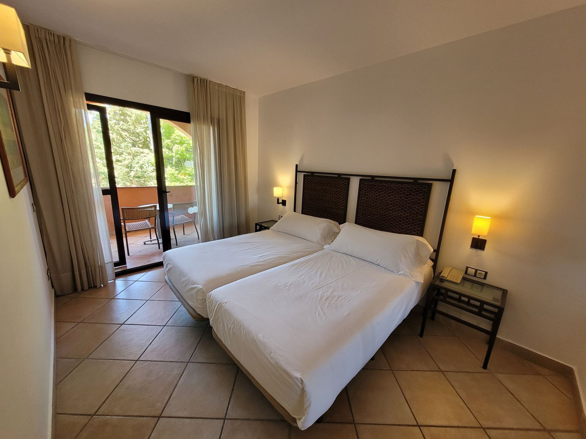 1 Bed, 1 Bath, ApartmentFor Sale, Bel Air, Malaga