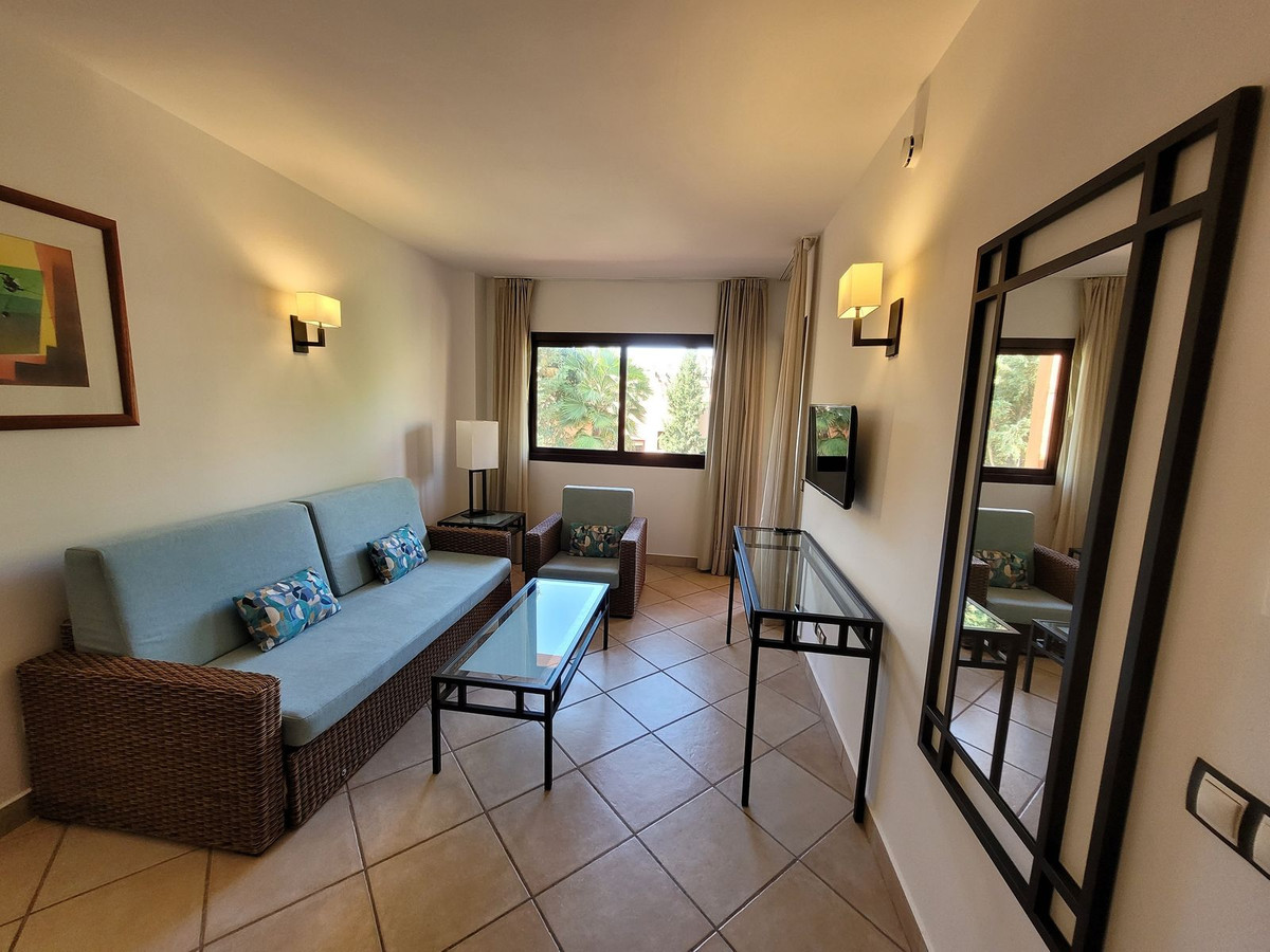 1 Bed, 1 Bath, ApartmentFor Sale, Bel Air, Malaga