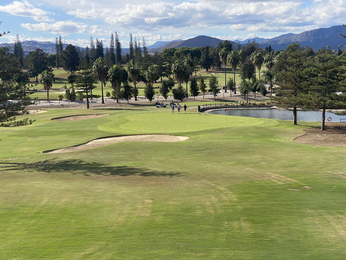 3 Bed, 2 Bath, ApartmentFor Sale, Mijas, Malaga