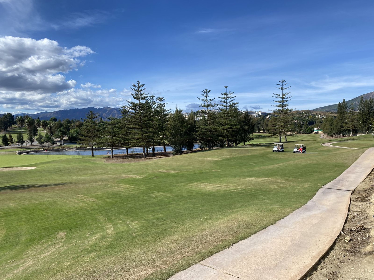 3 Bed, 2 Bath, ApartmentFor Sale, Mijas, Malaga