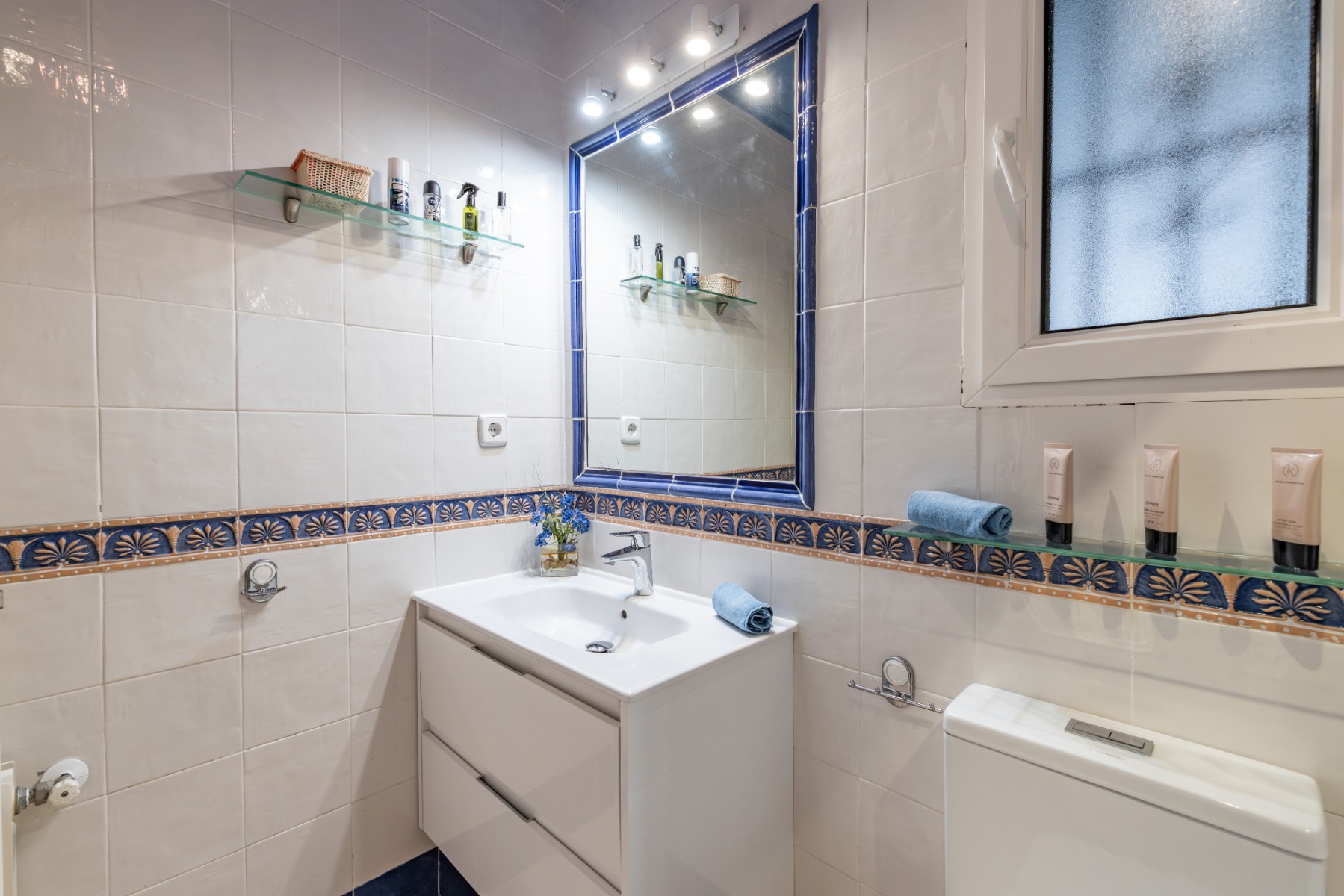 3 Bed, 2 Bath, ApartmentFor Sale, Orihuela Costa, Alicante