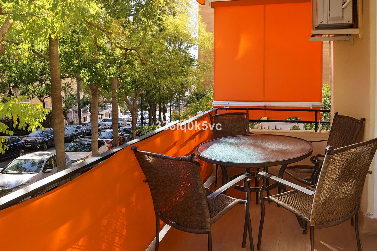 2 Bed, 1 Bath, ApartmentFor Sale, Marbella, Malaga