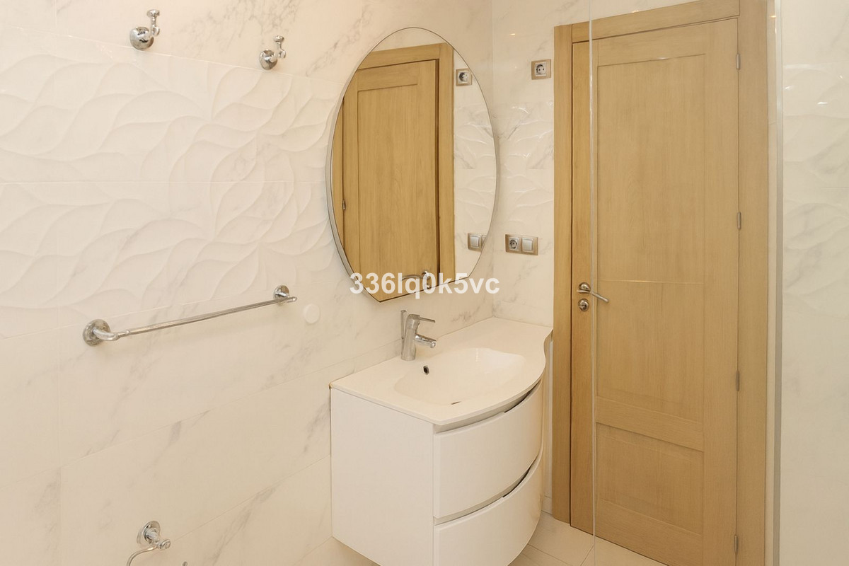 2 Bed, 1 Bath, ApartmentFor Sale, Marbella, Malaga