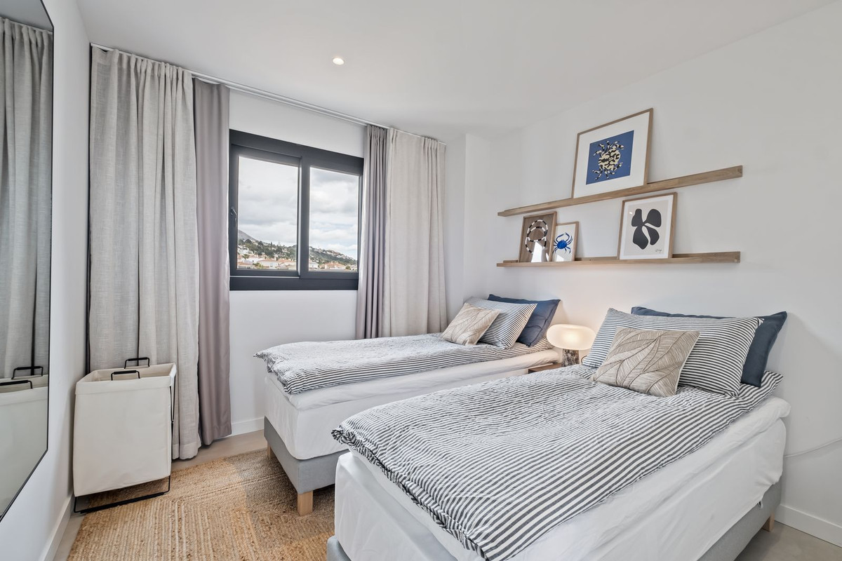 2 Bed, 2 Bath, ApartmentFor Sale, Fuengirola, Malaga