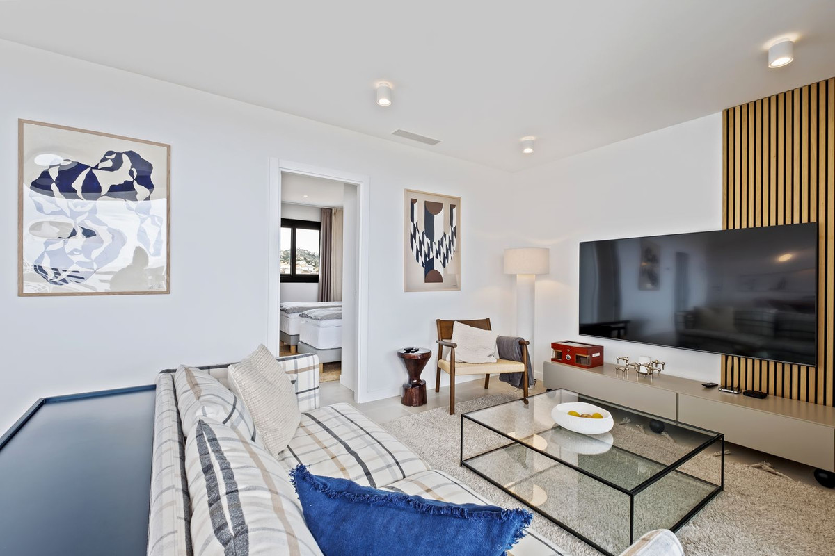 2 Bed, 2 Bath, ApartmentFor Sale, Fuengirola, Malaga