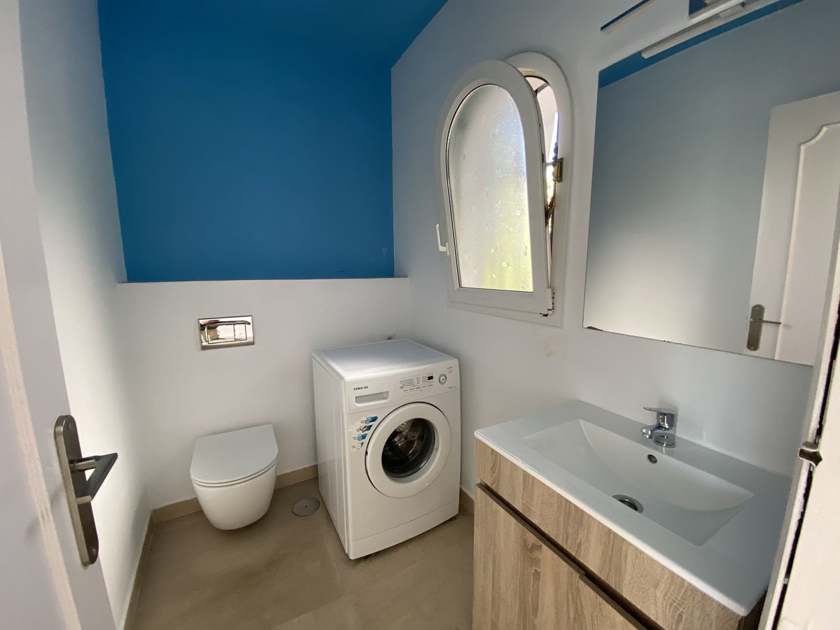 3 Bed, 2 Bath, ApartmentFor Sale, Mijas, Malaga