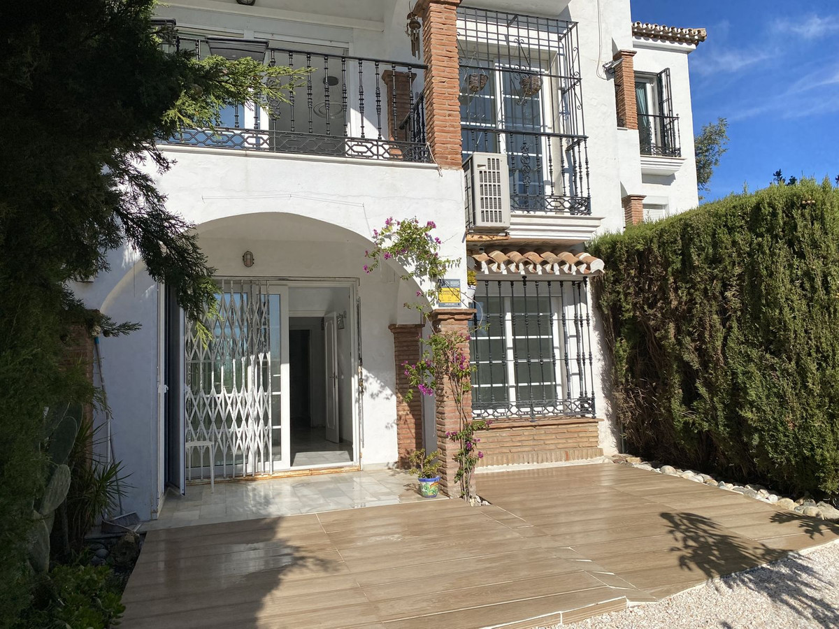 3 Bed, 2 Bath, ApartmentFor Sale, Mijas, Malaga