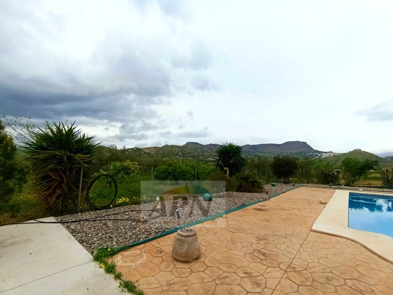 2 Bed, 1 Bath, HouseFor Sale, Álora, Malaga