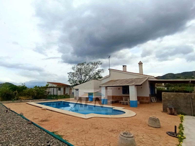 2 Bed, 1 Bath, HouseFor Sale, Álora, Malaga