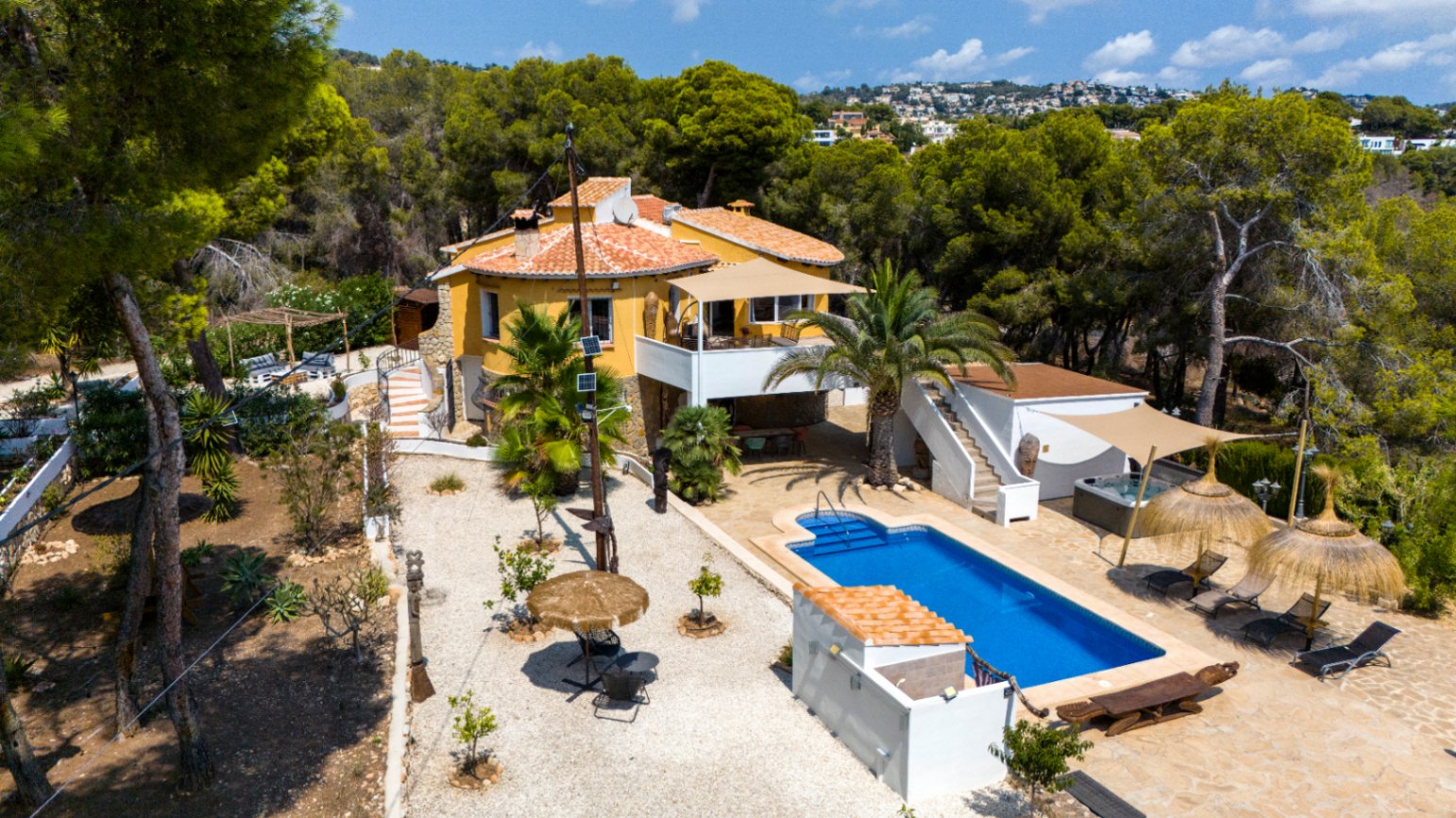 4 Bed, 2 Bath, HouseFor Sale, Benissa, Alicante