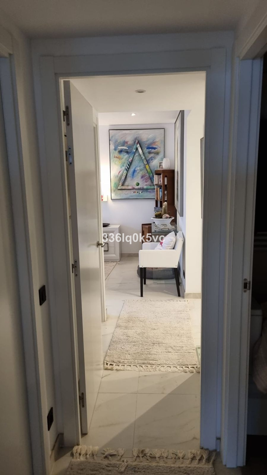 3 Bed, 2 Bath, ApartmentFor Sale, Estepona, Malaga