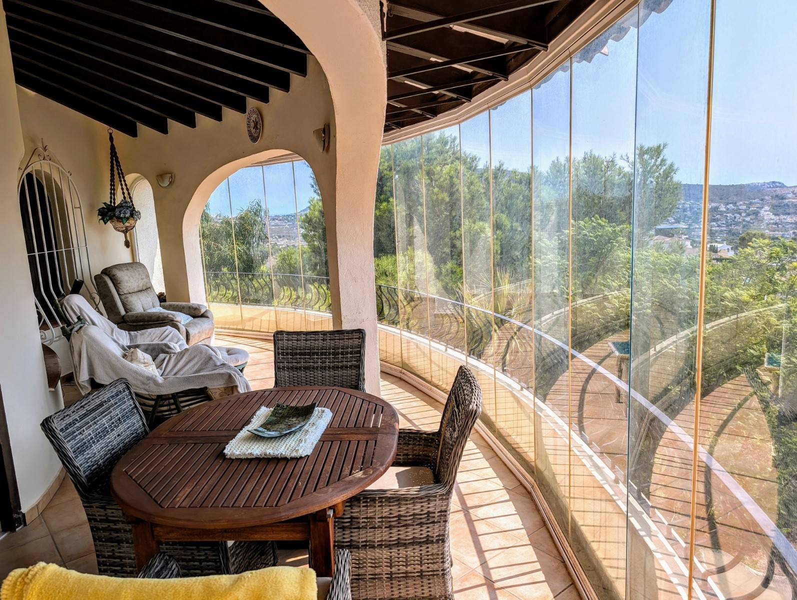 4 Bed, 4 Bath, HouseFor Sale, Moraira, Alicante