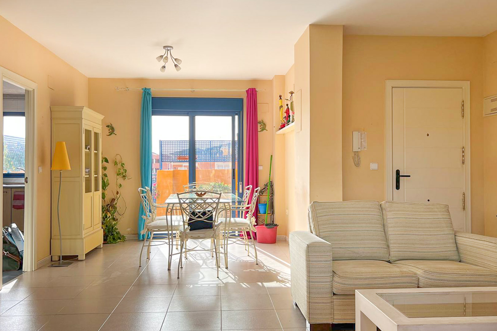 4 Bed, 3 Bath, ApartmentFor Sale, Denia, Alicante
