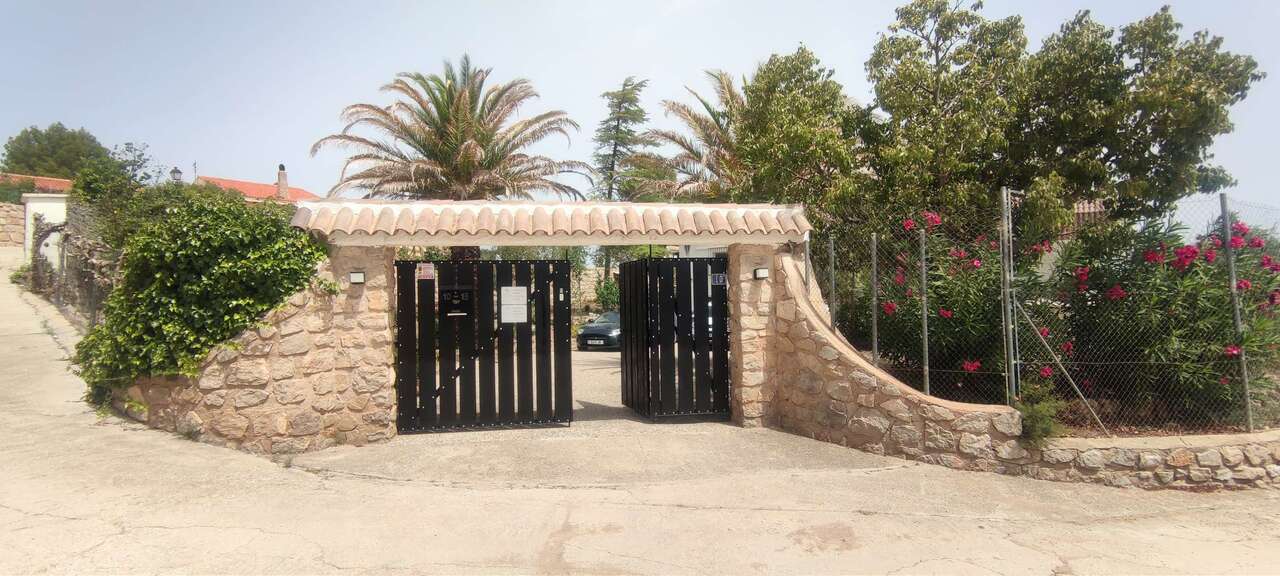 Commercial Property, For Sale