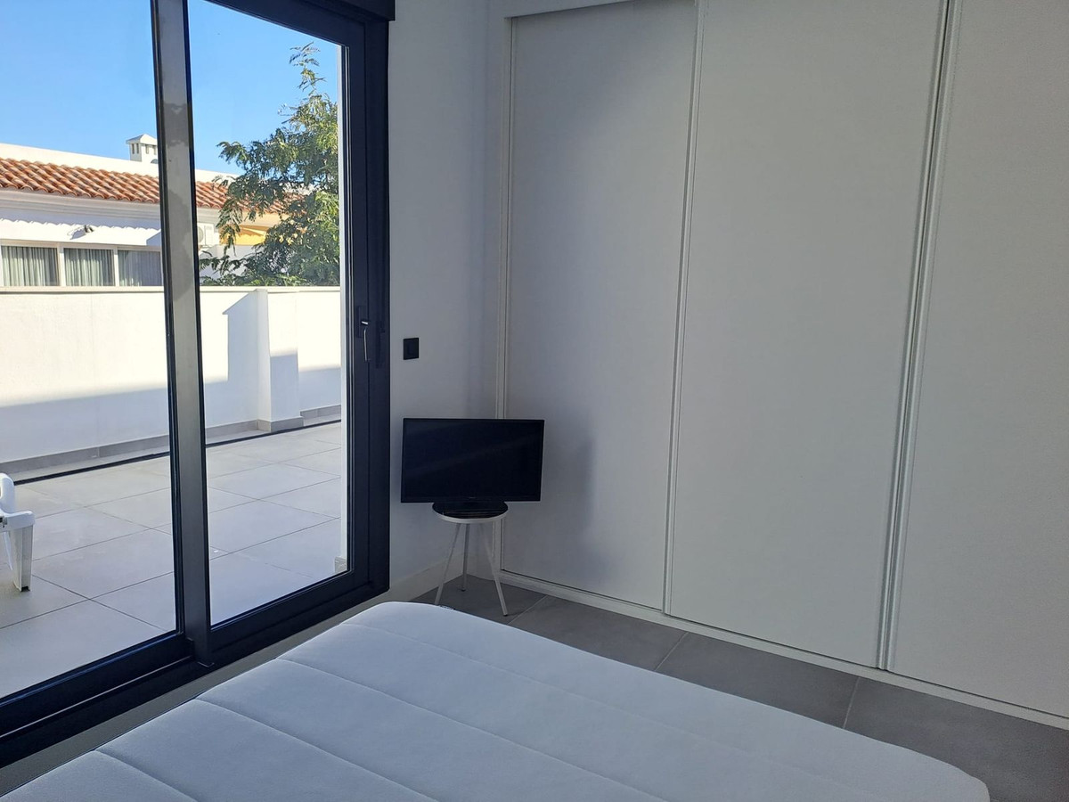 2 Bed, 1 Bath, ApartmentFor Sale, Cancelada, Malaga