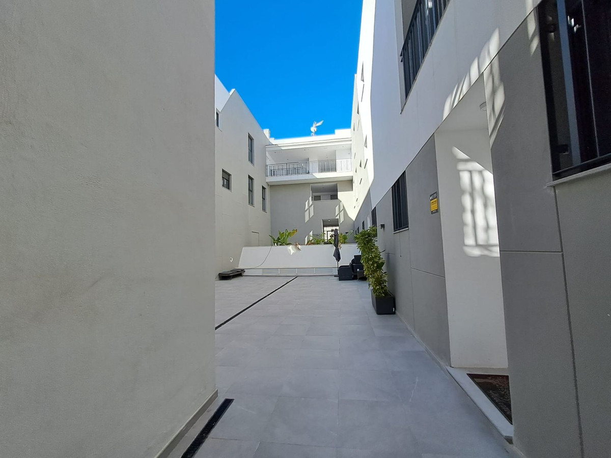 2 Bed, 1 Bath, ApartmentFor Sale, Cancelada, Malaga