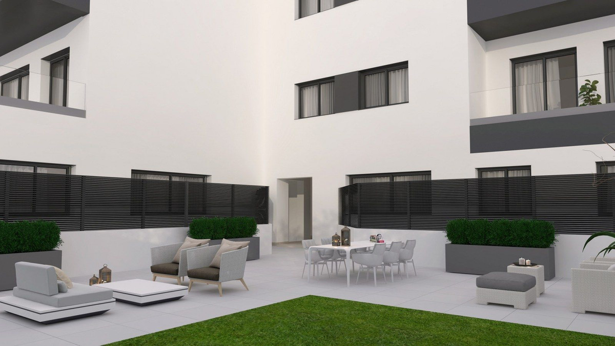 2 Bed, 2 Bath, ApartmentFor Sale, Malaga Center, Malaga