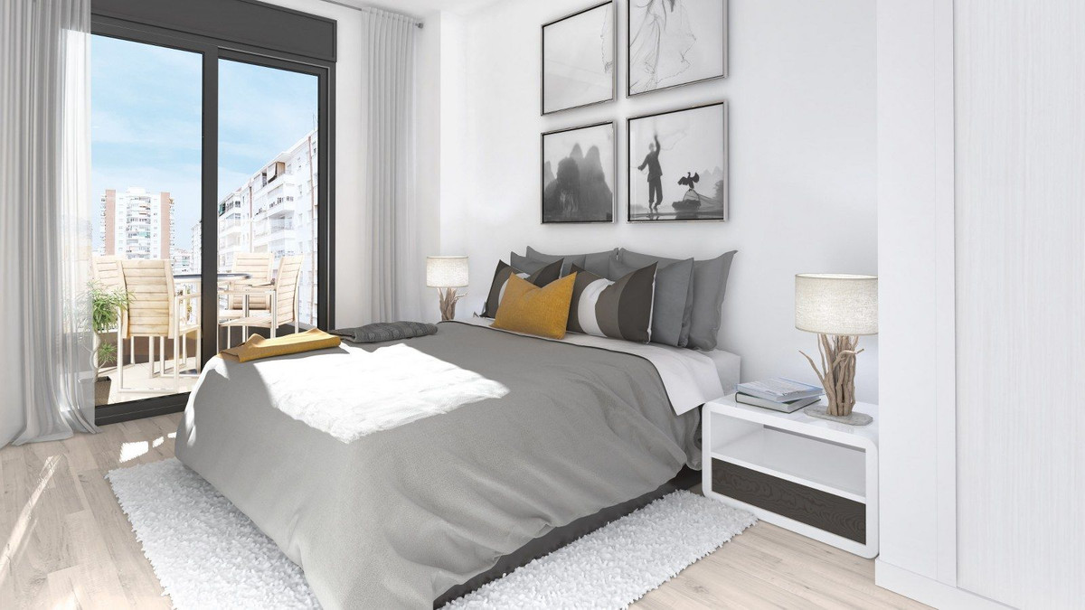 2 Bed, 2 Bath, ApartmentFor Sale, Malaga Center, Malaga