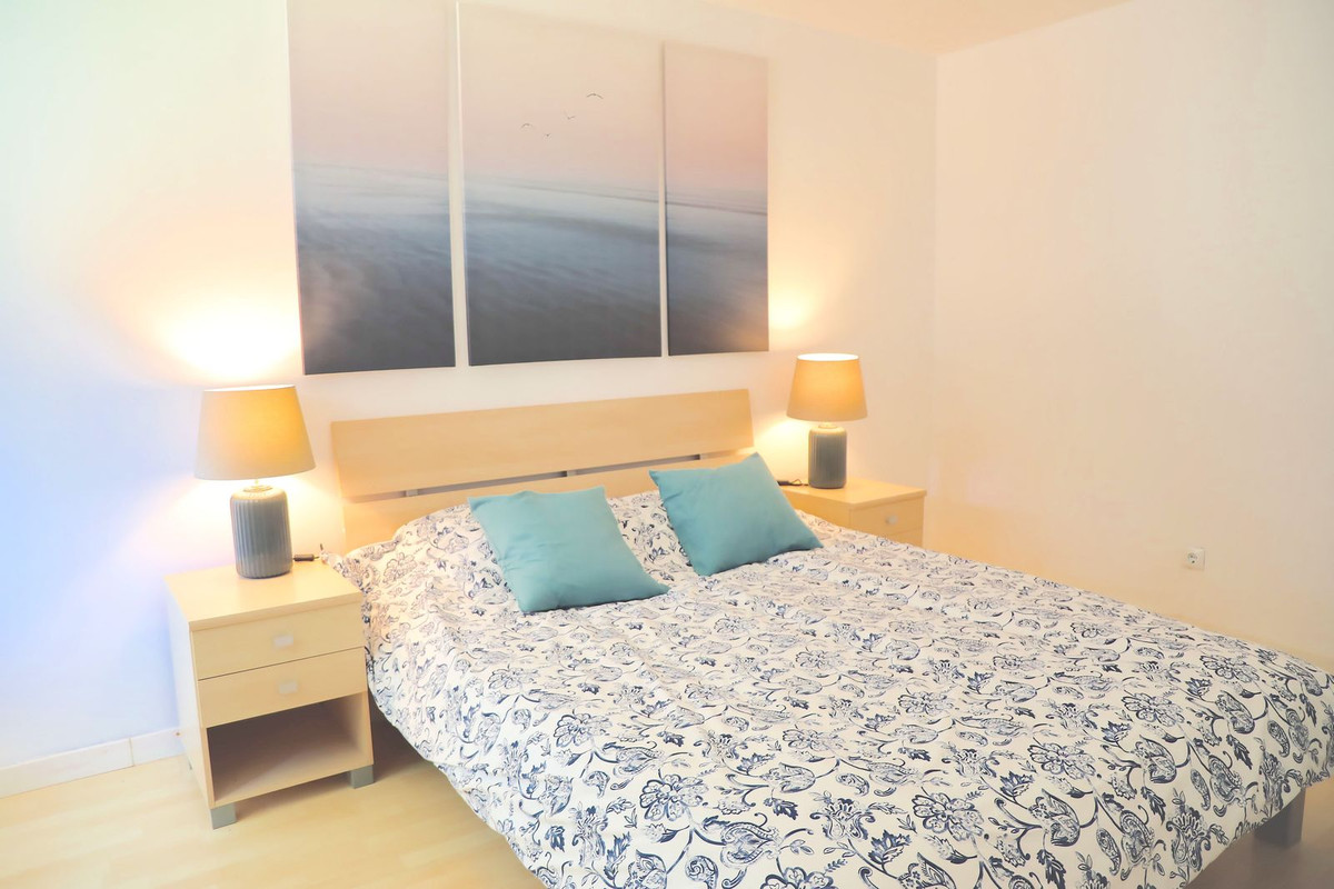 5 Bed, 4 Bath, HouseFor Sale, La Capellania, Malaga