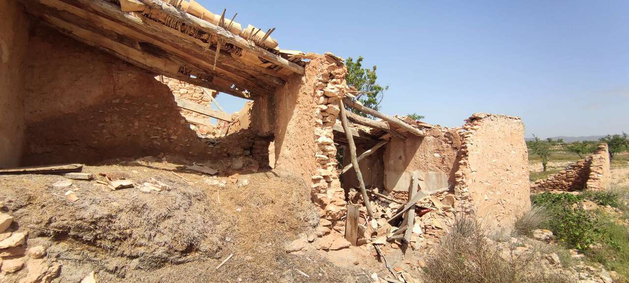 HouseFor Sale, Pinoso, Alicante