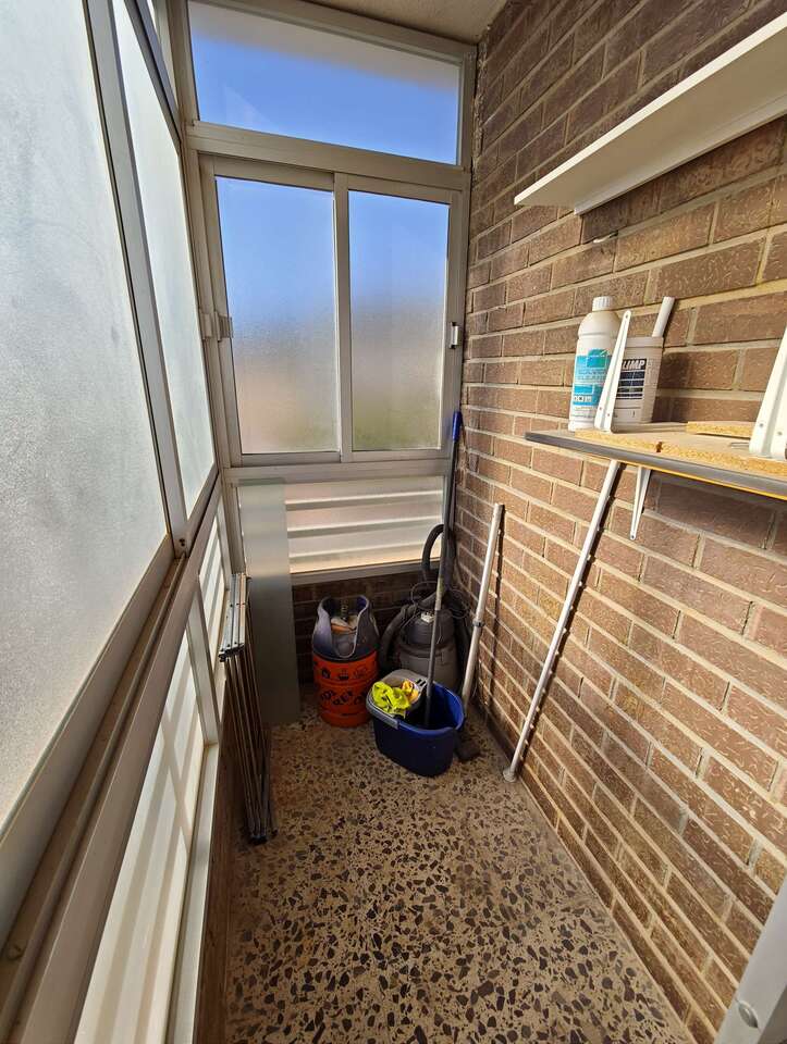 4 Bed, 2 Bath, ApartmentFor Sale, Salinas, Alicante