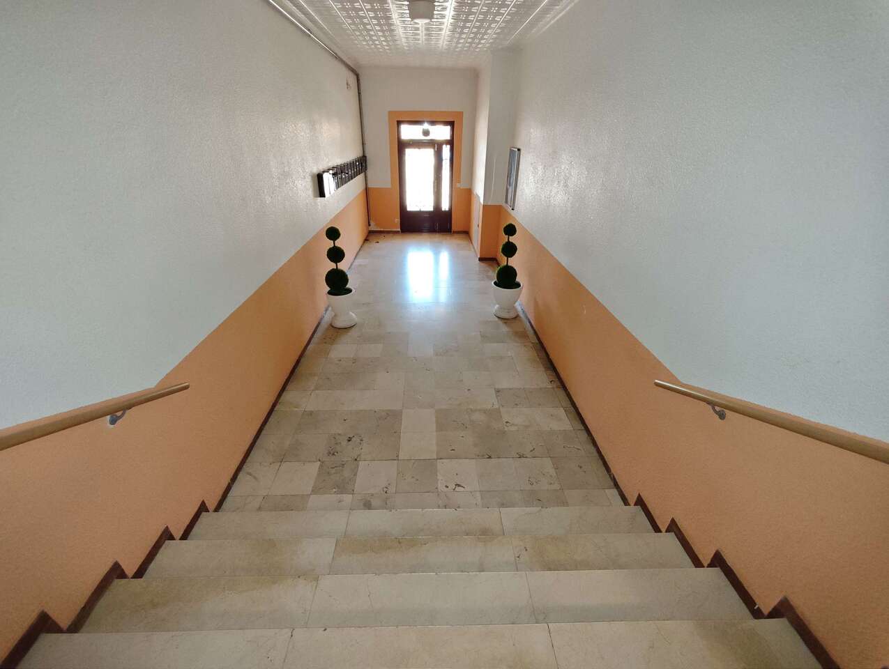 4 Bed, 2 Bath, ApartmentFor Sale, Salinas, Alicante