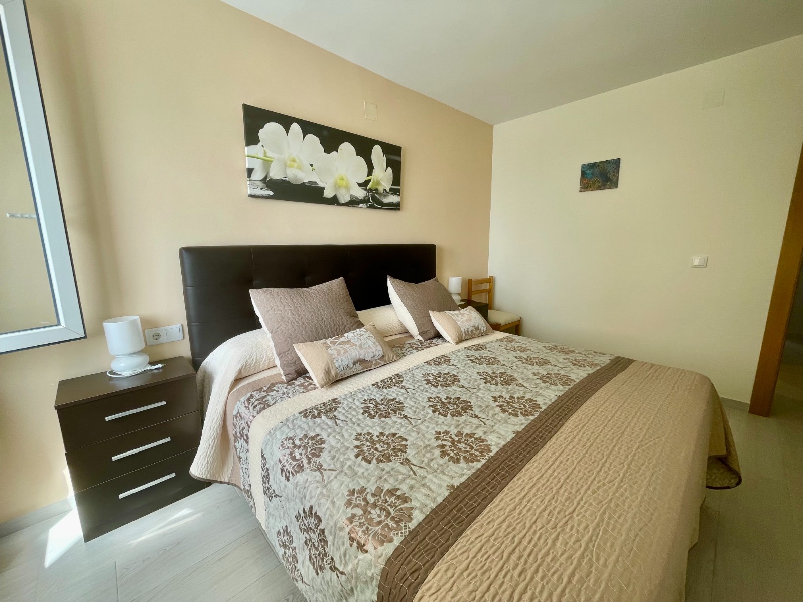 3 Bed, 1 Bath, ApartmentFor Sale, Torrevieja, Alicante