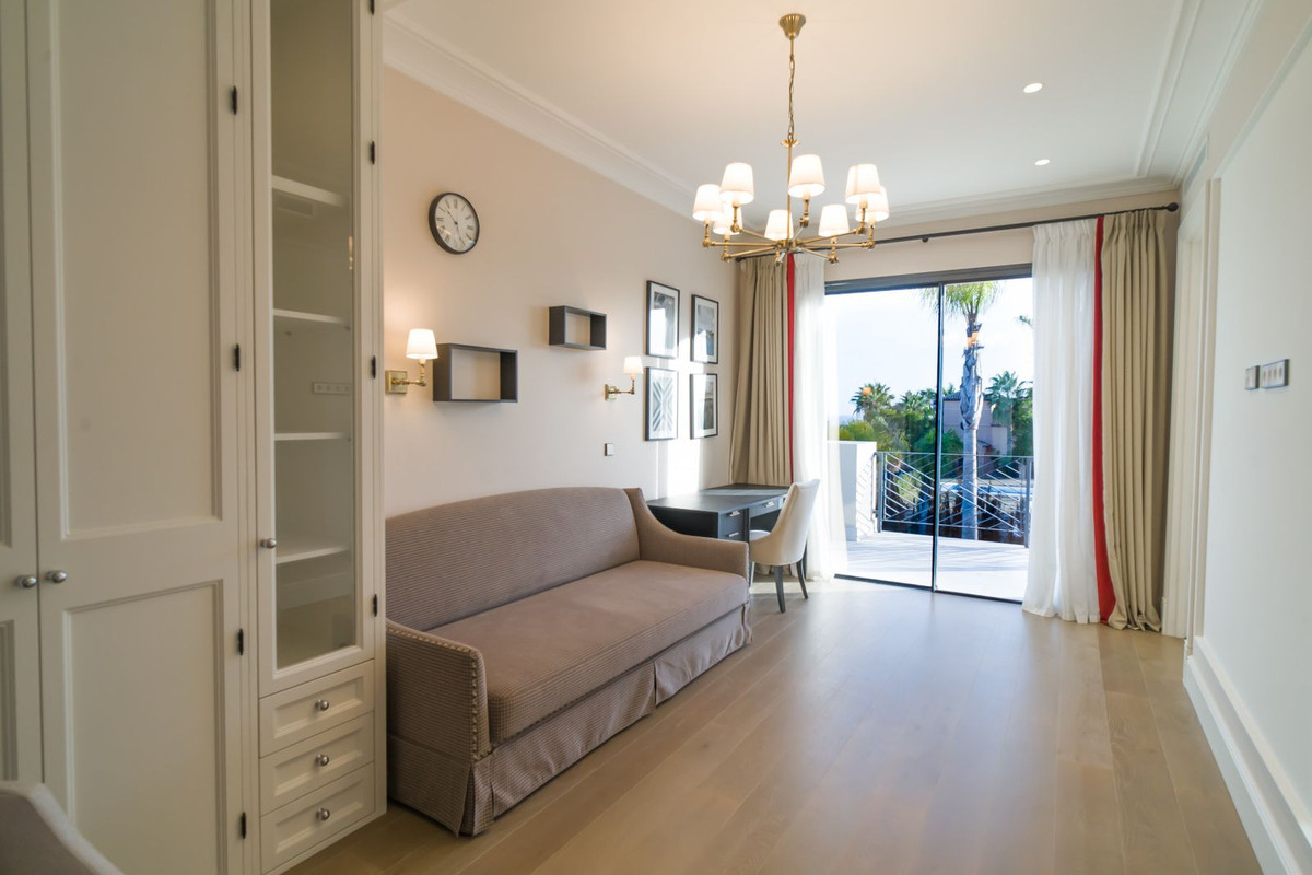 6 Bed, 6 Bath, HouseFor Sale, Los Flamingos Golf, Malaga