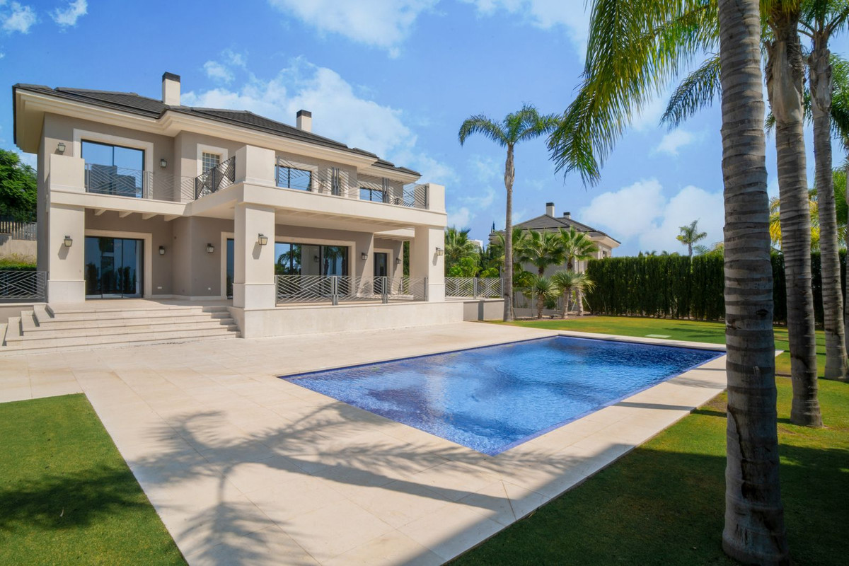 6 Bed, 6 Bath, HouseFor Sale, Los Flamingos Golf, Malaga