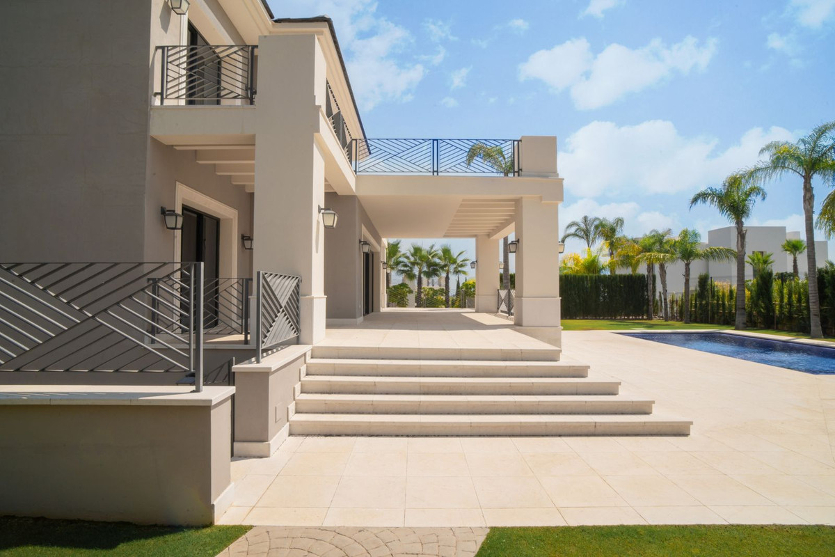 6 Bed, 6 Bath, HouseFor Sale, Los Flamingos Golf, Malaga