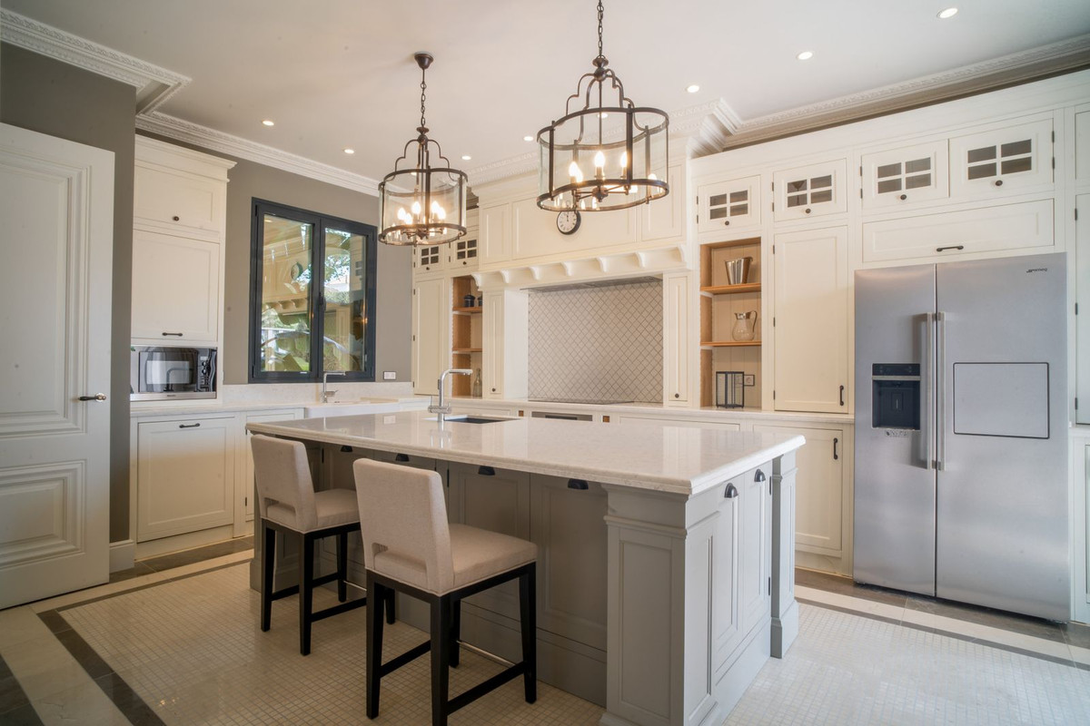 6 Bed, 6 Bath, HouseFor Sale, Los Flamingos Golf, Malaga