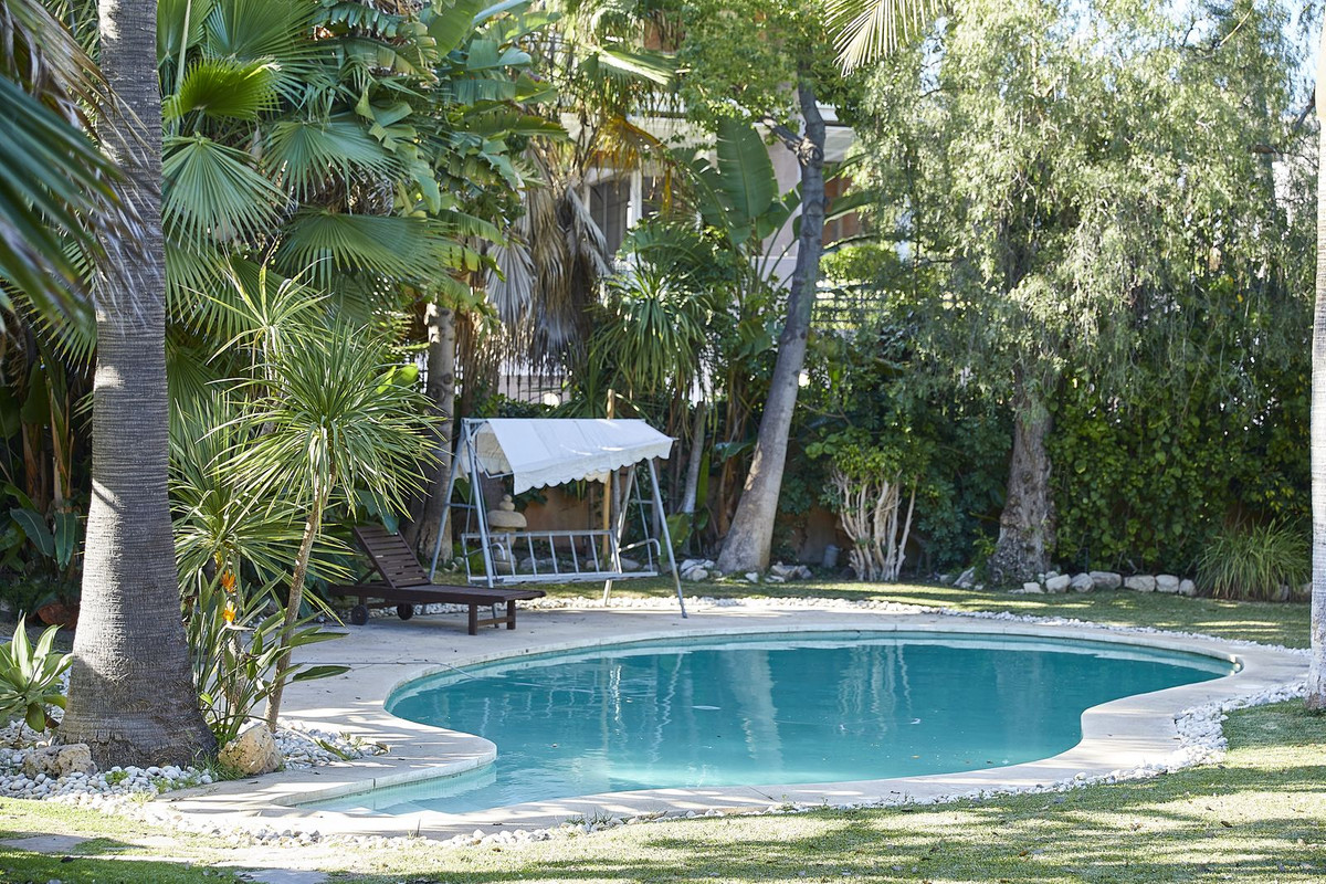 5 Bed, 5 Bath, HouseFor Sale, Golden Mile, Malaga