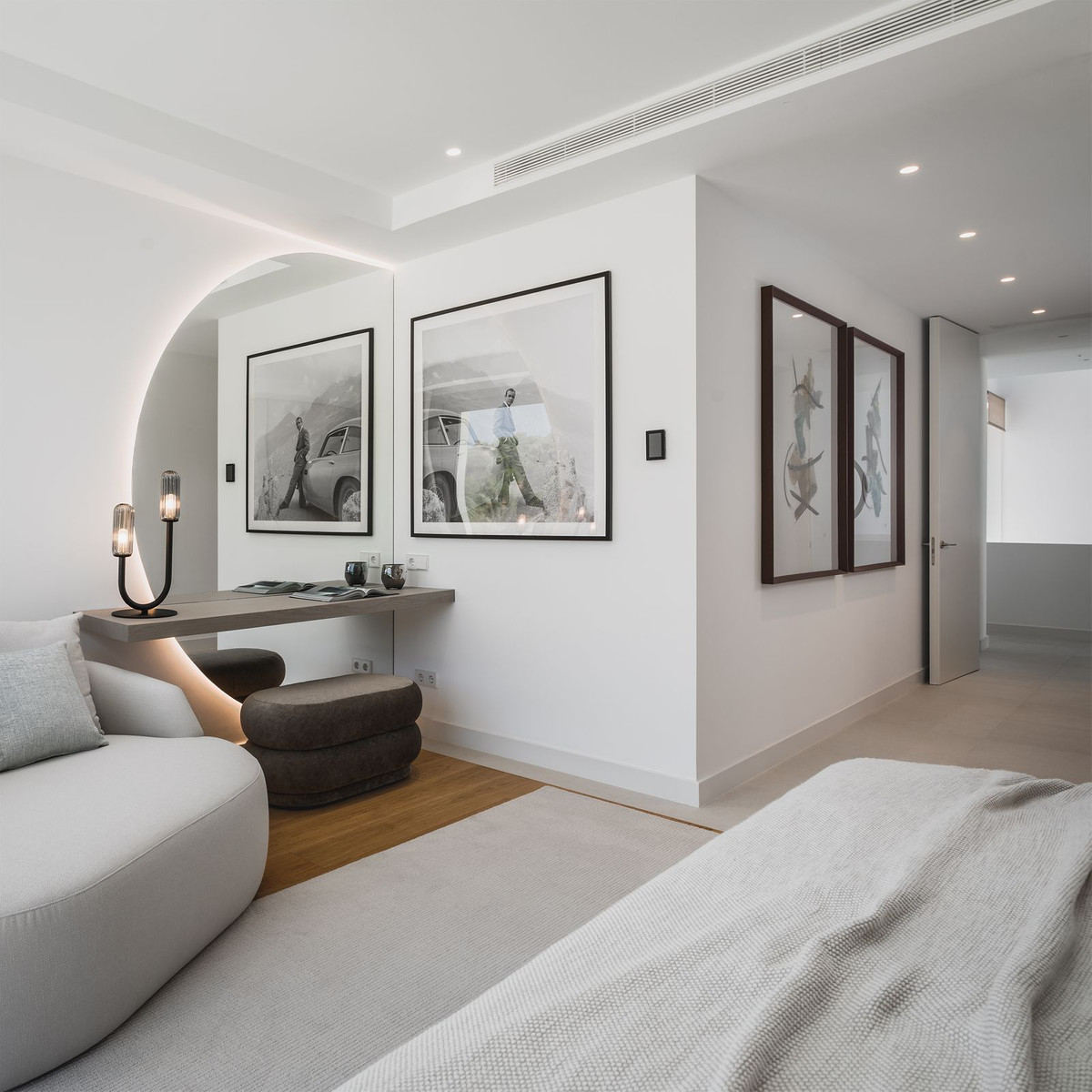 4 Bed, 4 Bath, HouseFor Sale, El Paraíso, Estepona, Malaga