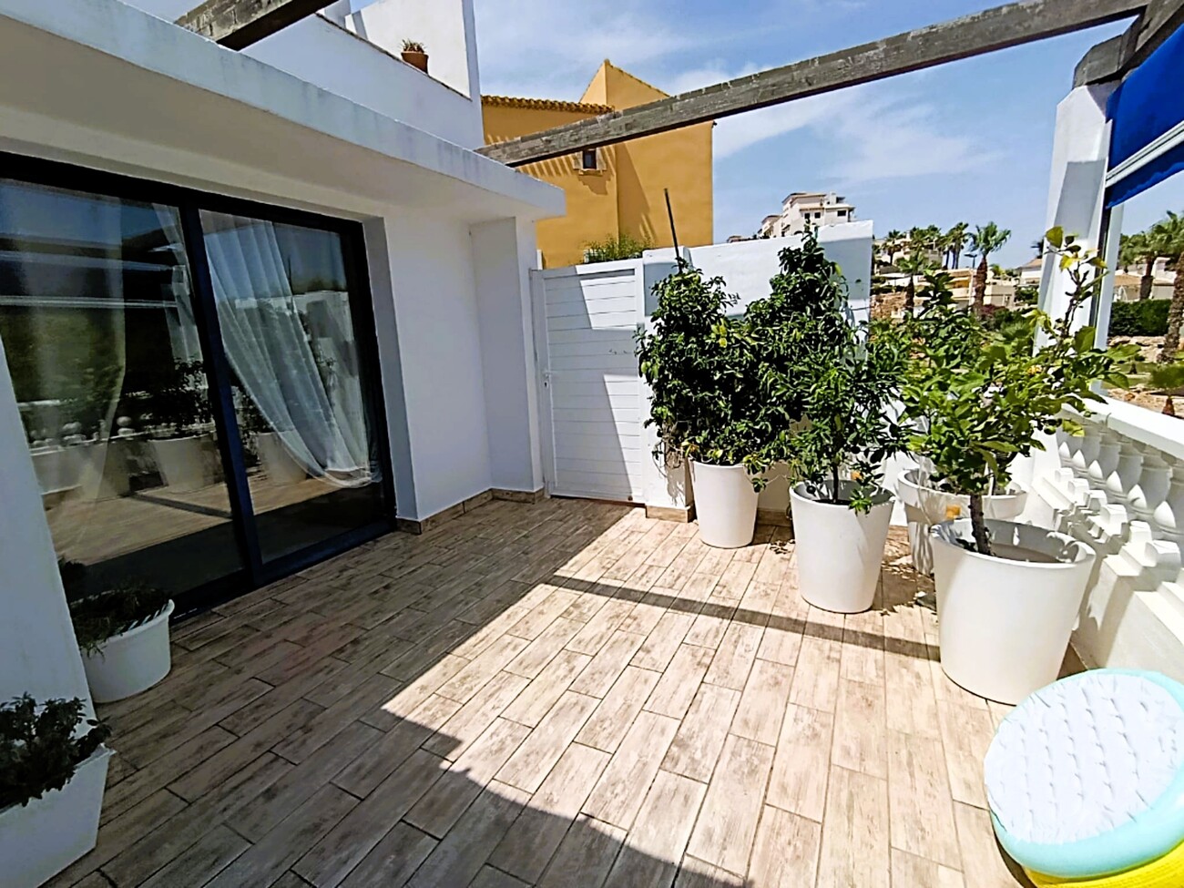 3 Bed, 2 Bath, ApartmentFor Sale, Las Ramblas Golf, Alicante