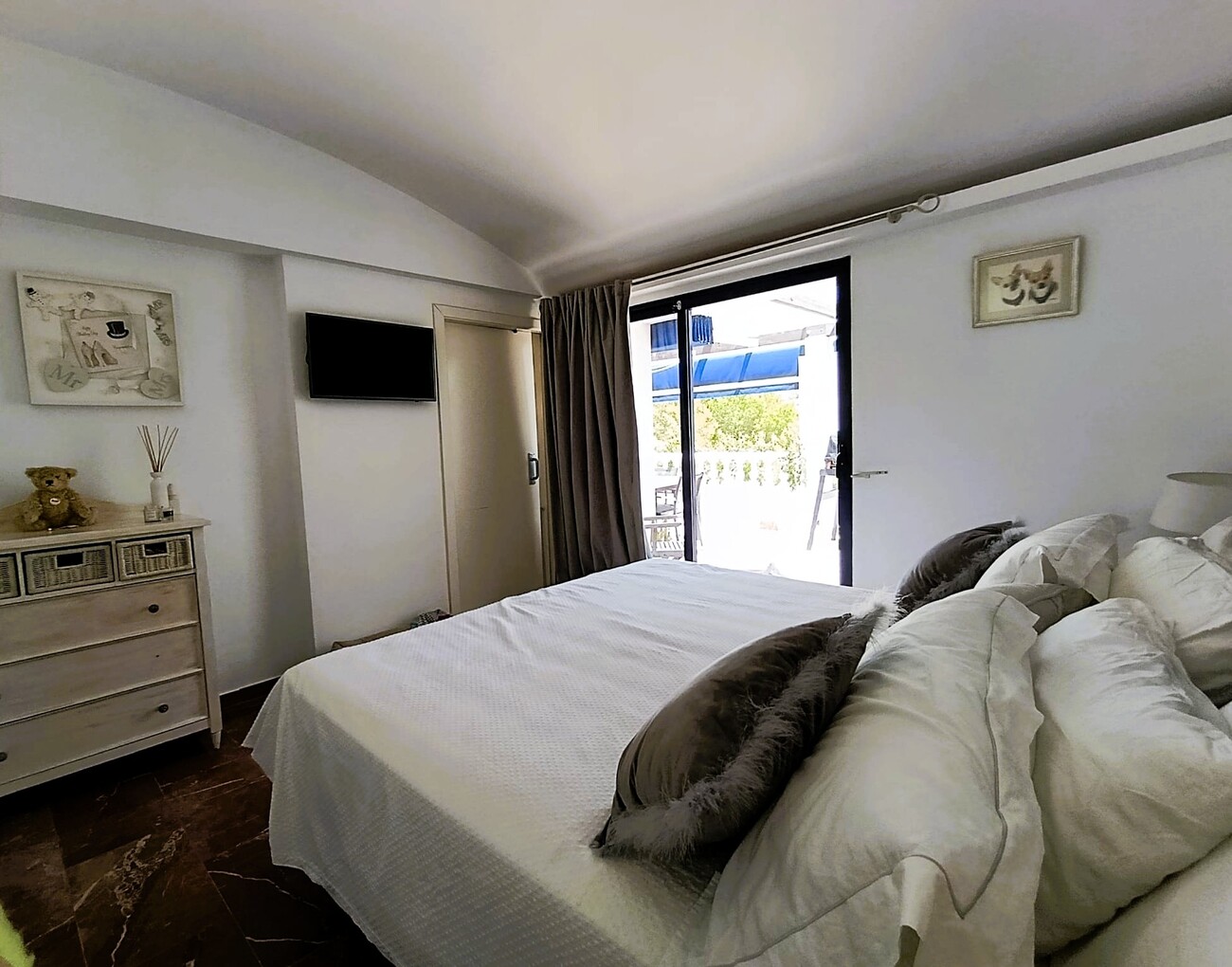 3 Bed, 2 Bath, ApartmentFor Sale, Las Ramblas Golf, Alicante