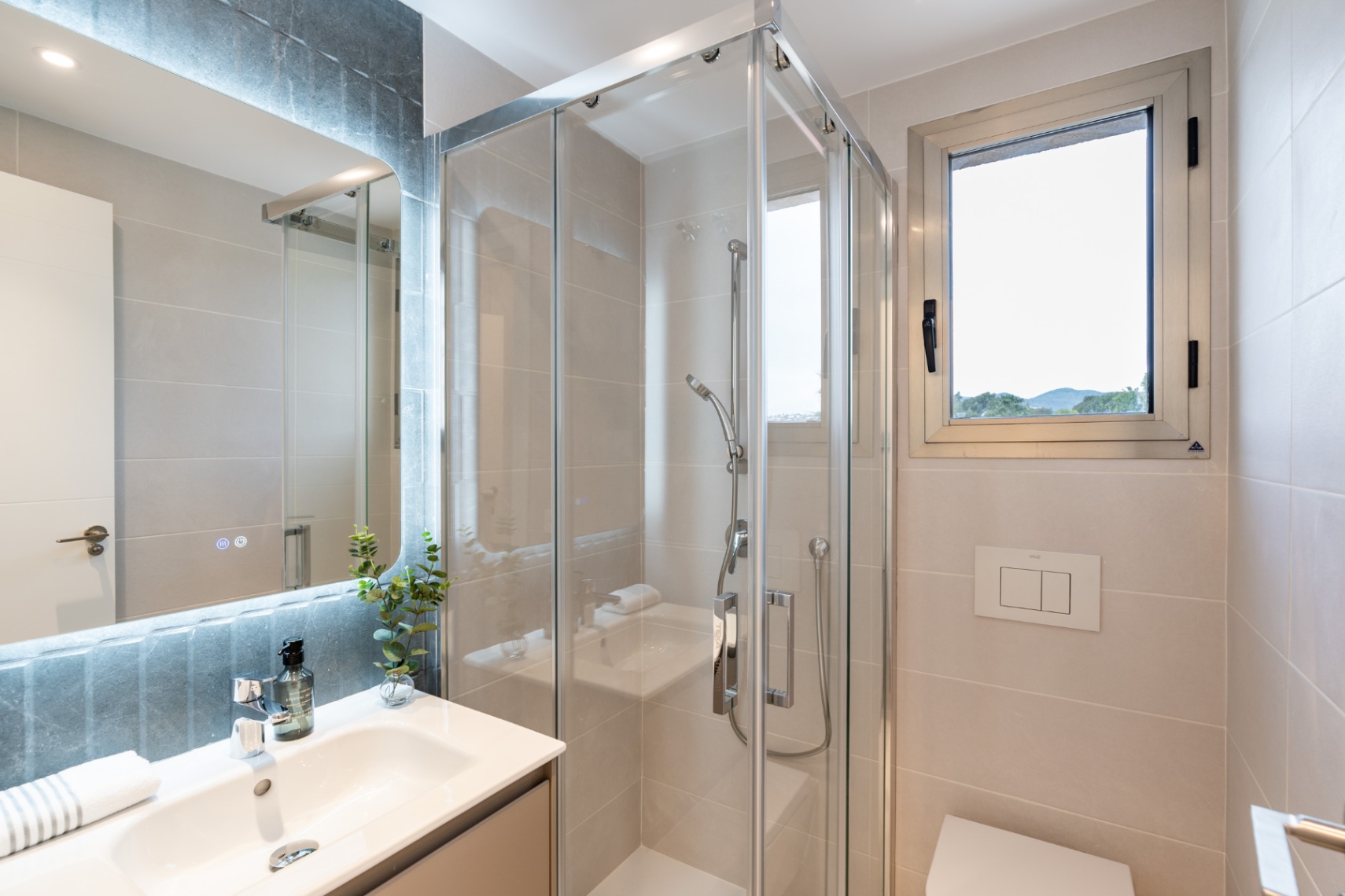 3 Bed, 3 Bath, ApartmentFor Sale, Calpe, Alicante