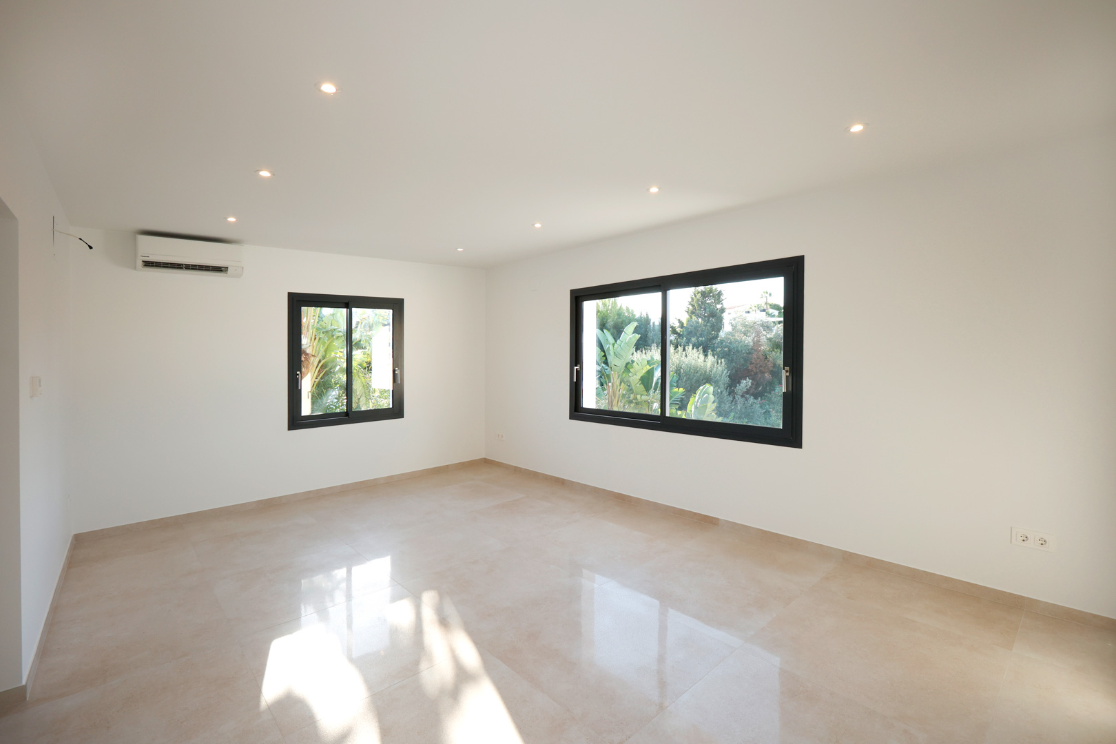 4 Bed, 4 Bath, HouseFor Sale, Calpe, Alicante