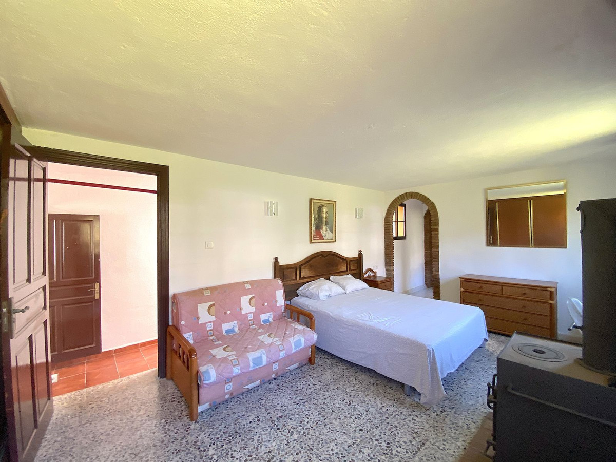 5 Bed, 3 Bath, HouseFor Sale, Mijas, Malaga