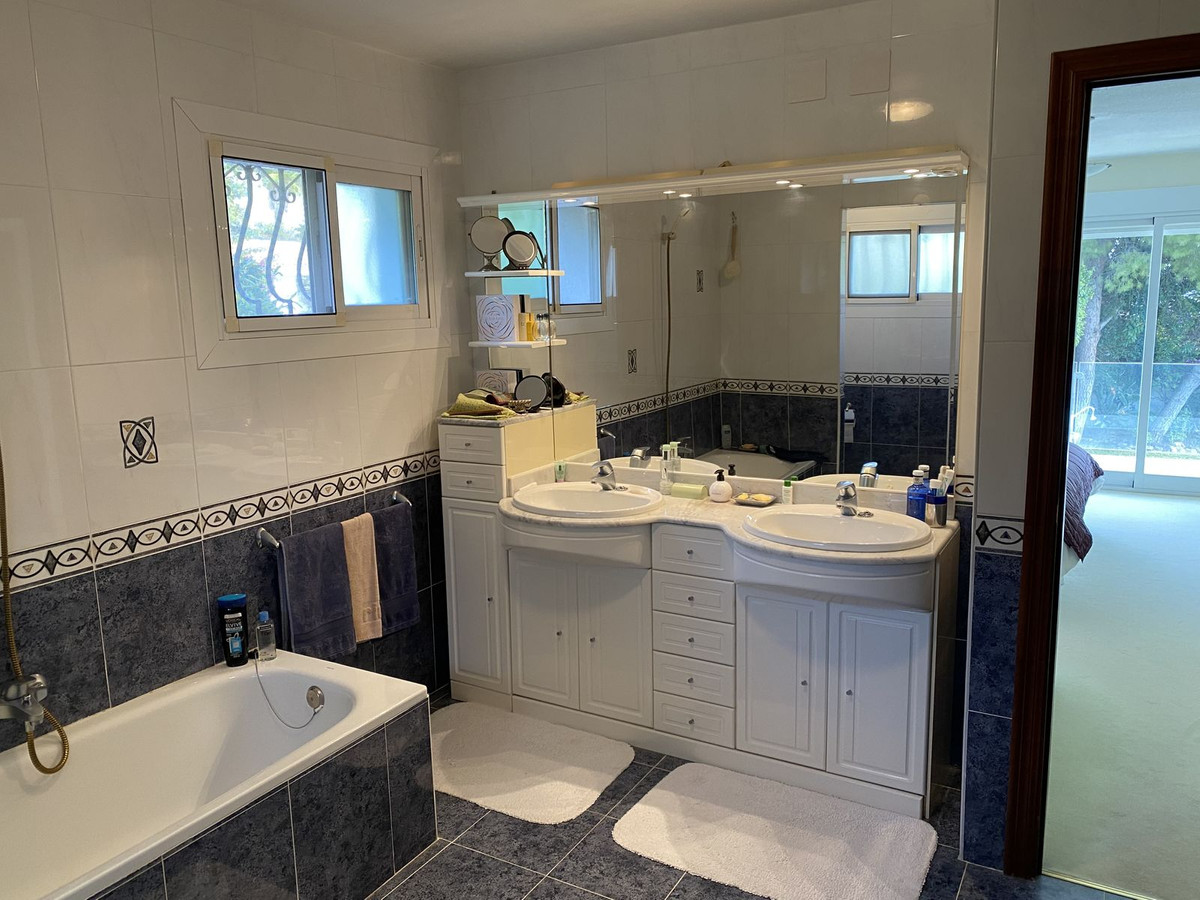 4 Bed, 3 Bath, HouseFor Sale, Mijas, Malaga