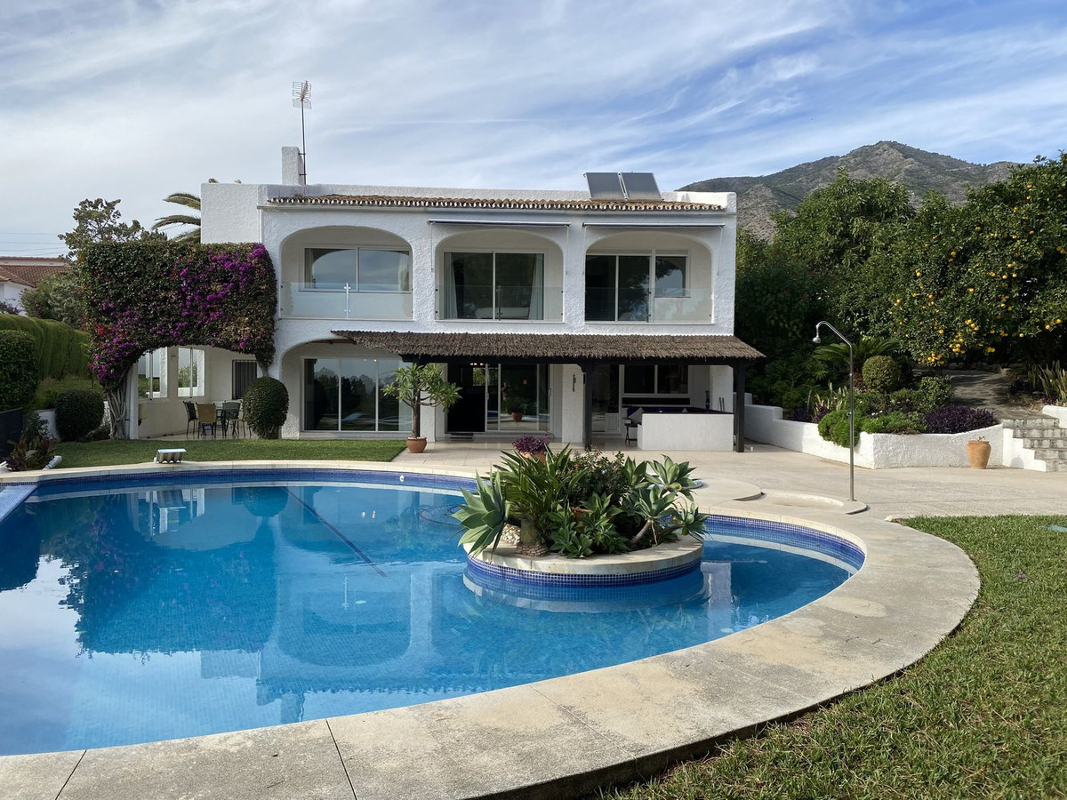 4 Bed, 3 Bath, HouseFor Sale, Mijas, Malaga
