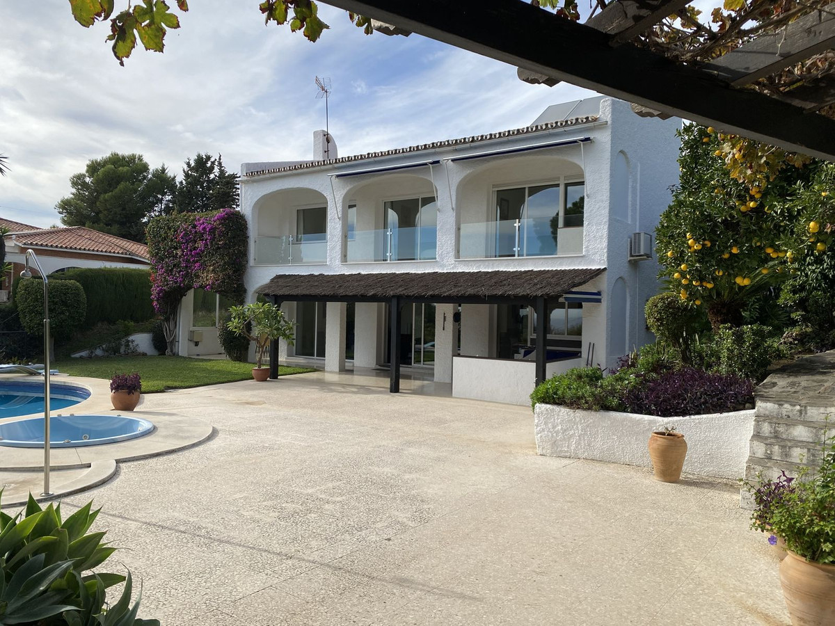 4 Bed, 3 Bath, HouseFor Sale, Mijas, Malaga