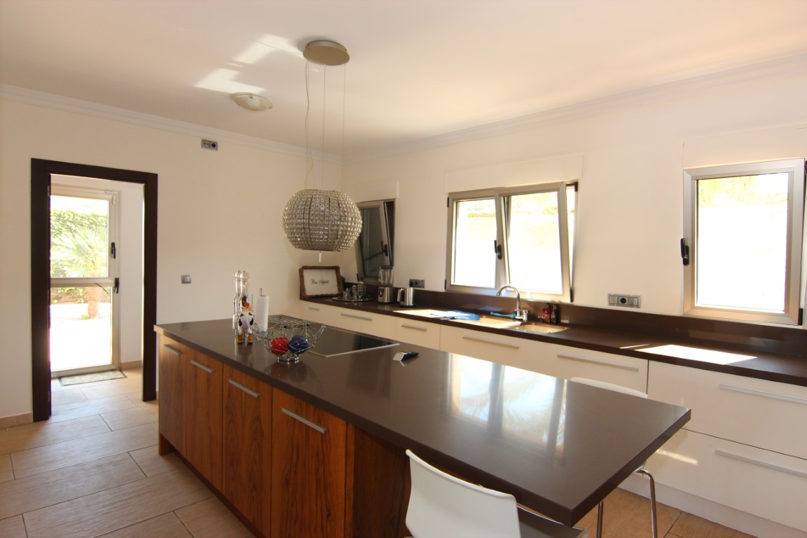 5 Bed, 4 Bath, HouseFor Sale, Javea, Alicante