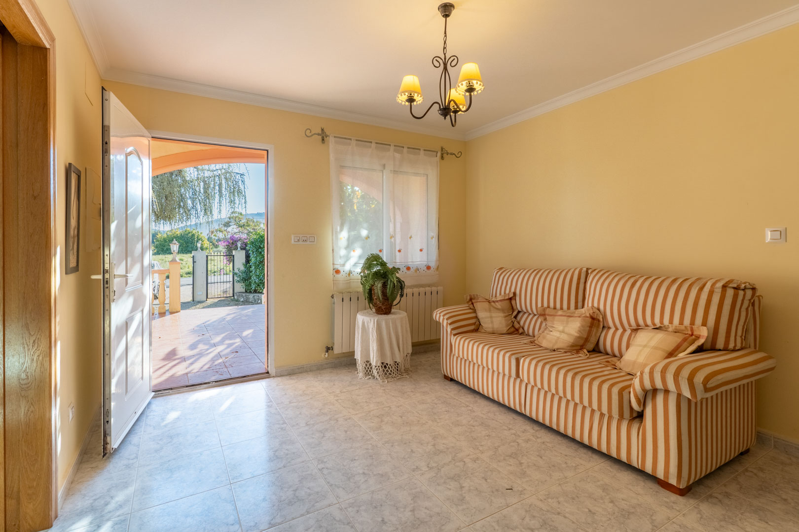 3 Bed, 3 Bath, HouseFor Sale, Jalon, Alicante